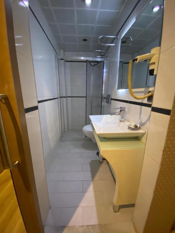 Prens Hotel Istanbul Bagian luar foto