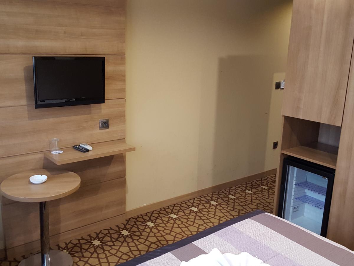 Prens Hotel Istanbul Bagian luar foto