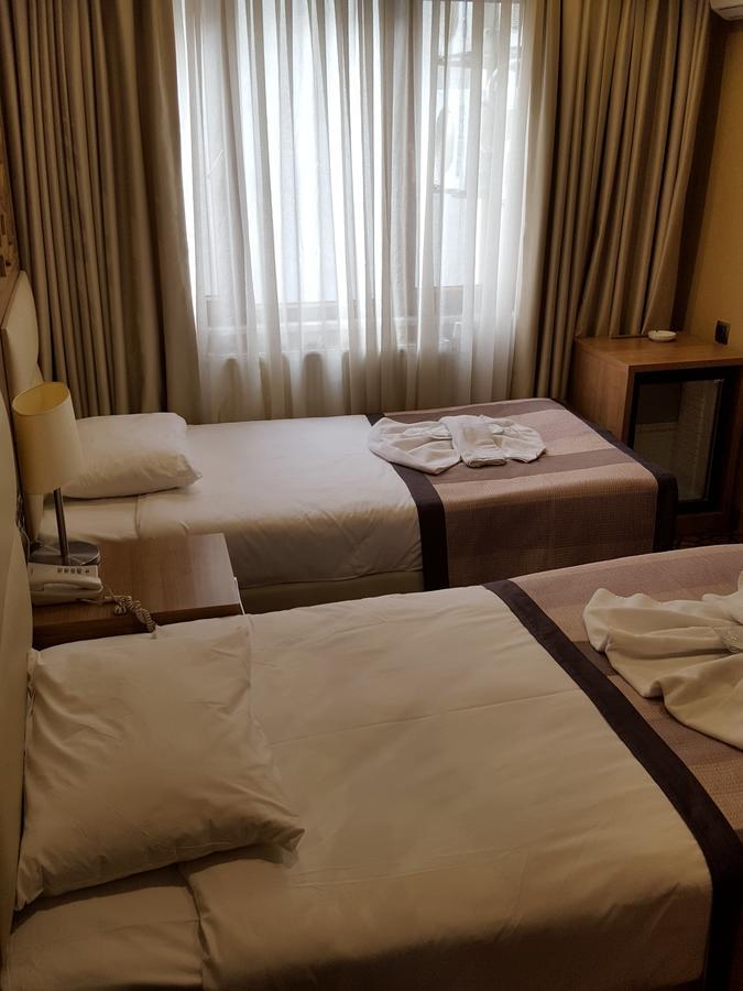 Prens Hotel Istanbul Bagian luar foto
