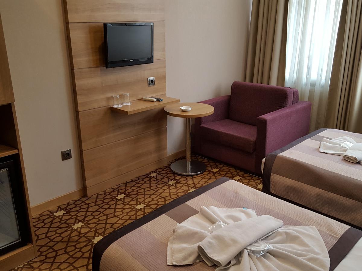 Prens Hotel Istanbul Bagian luar foto